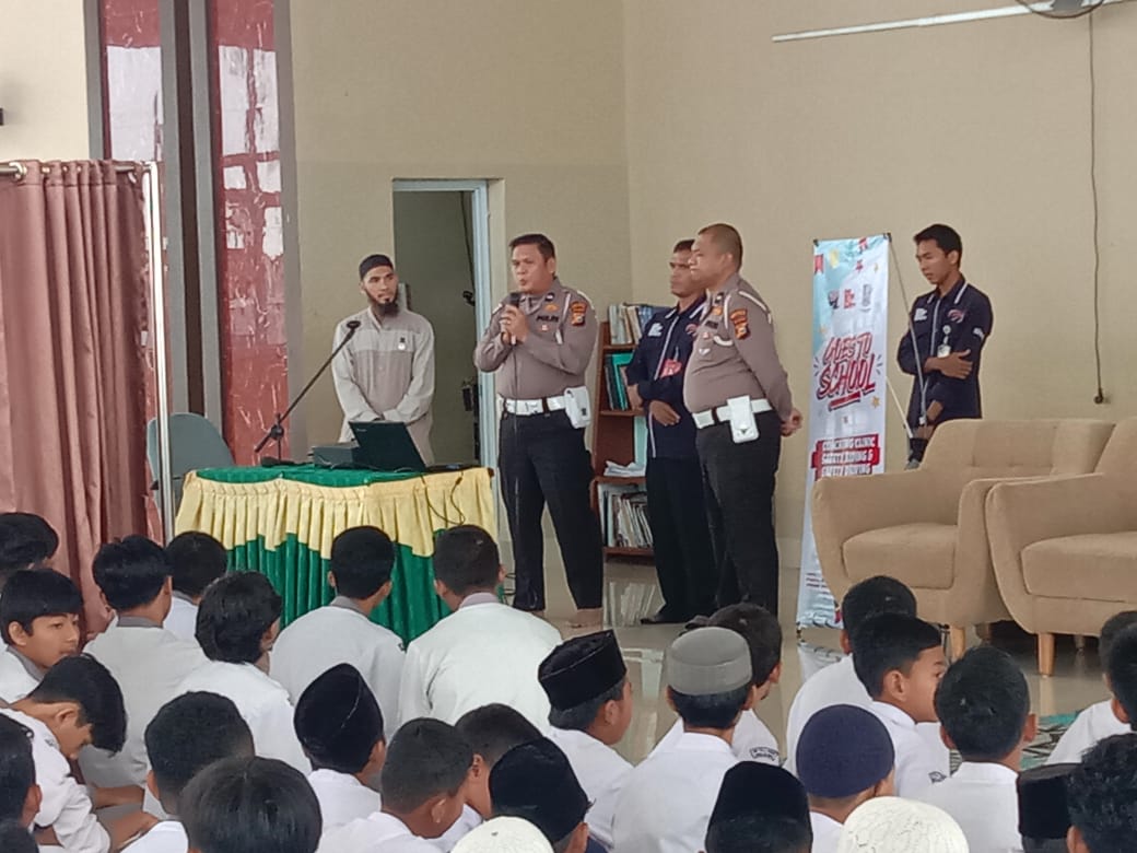 SOSIALISASI TERTIB BERLALU LINTAS