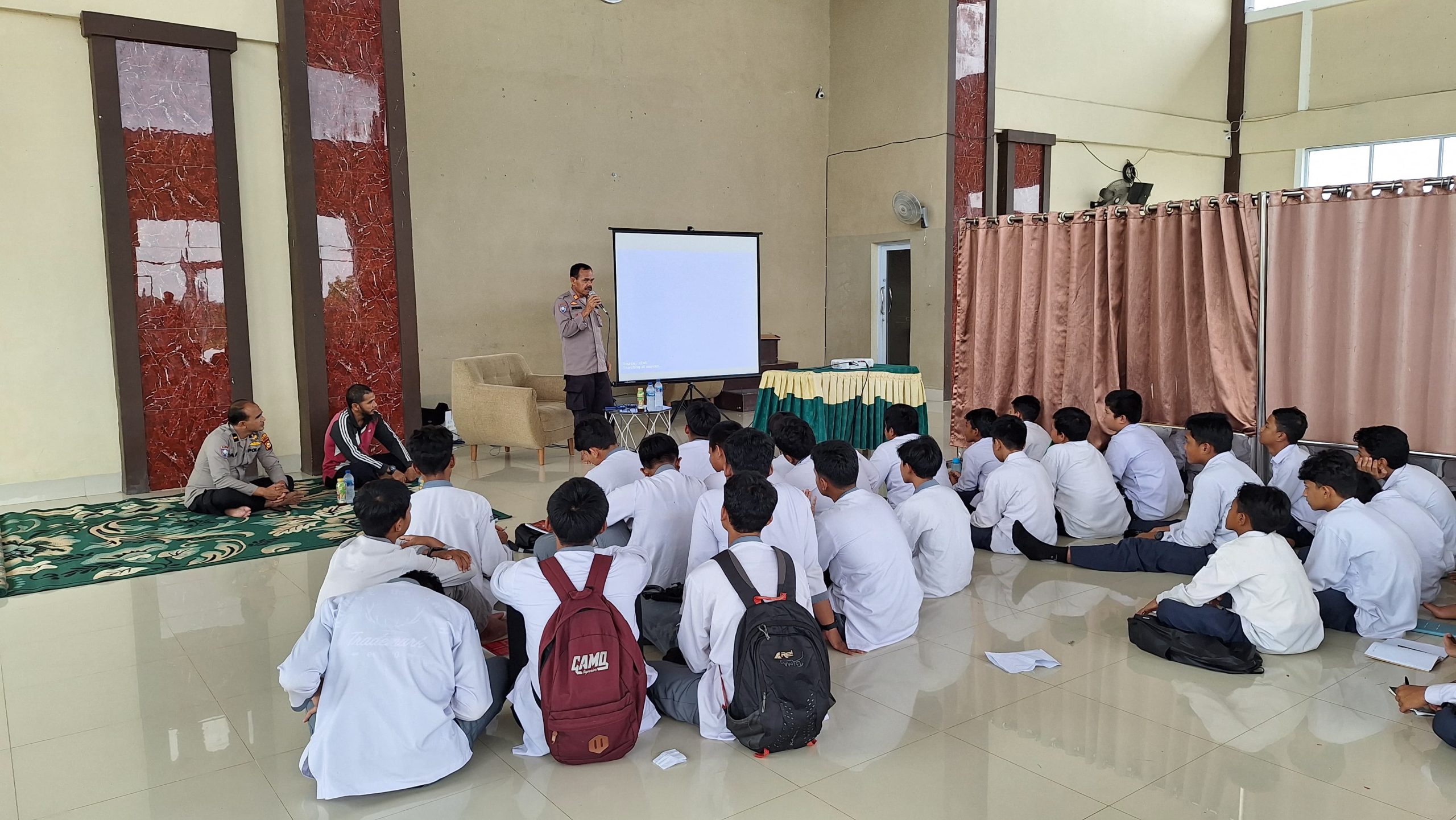 Edukasi Toleransi bersama KASAT BINMAS